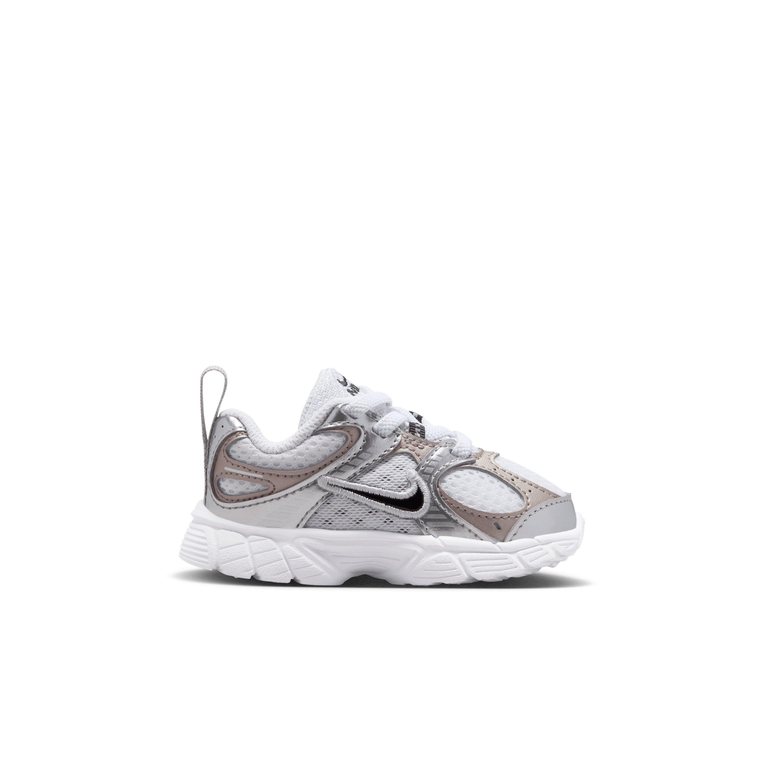 Nike V5 RNR "White/Vast Grey/College Grey/Black" Infant Boys' Shoe - WHITE/GREY/GREY/BLACK